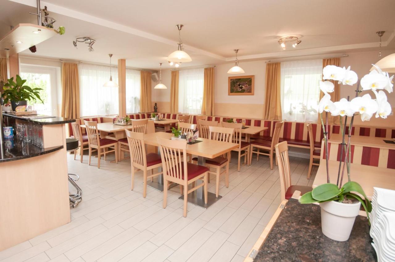 Landgasthof Schwaiger Mortschach Bagian luar foto